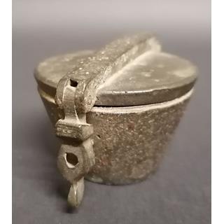 Ponderal de bronce de vasos anidados - Imagen 1